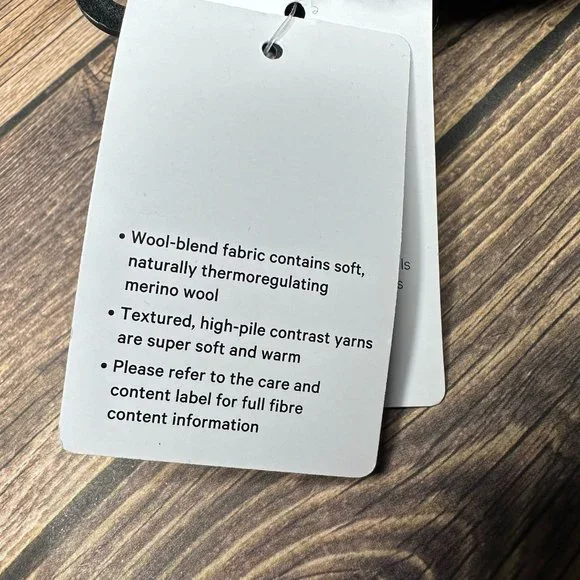 NWT Lululemon Ombre Knit Textured Beanie O/S (Black Grey) - Picture 12 of 13